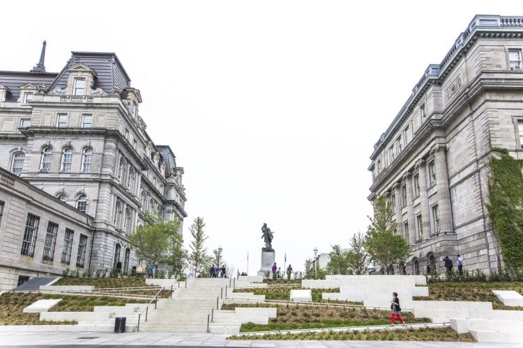 Place Vauquelin, Montréal