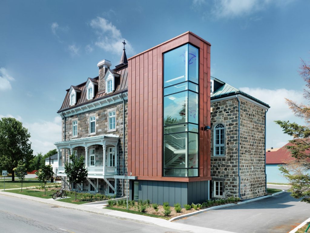 Mairie de Saint-Roch-de-l’Achigan, Saint-Roch-de-l’Achigan, Affleck de la Riva architectes Photo : Marc Cramer